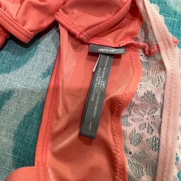 American Eagle Aerie Lace Bralette Front Closure - Picture 4 of 4